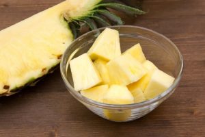 ananas e falsi miti sul cibo